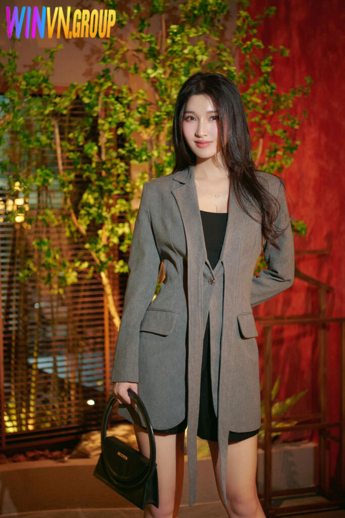 CEO Phương Nhi